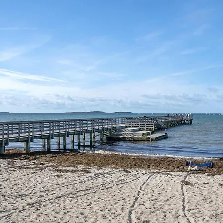 Three-bedroom In Skalskor * Skælskør