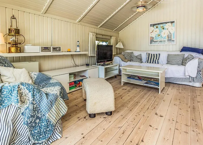 Three-bedroom In Skalskor * Skælskør